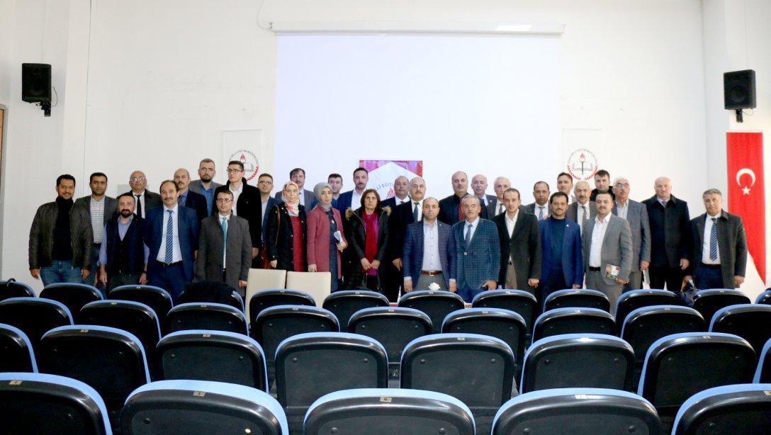 MEB Din Öğretimi Genel Müdürlüğünce Hazırlanan YÖGEP Projesi Kapsamında Sivasta Yönetici Gelişim Programı Düzenlendi.