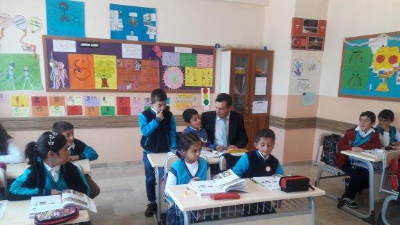 İlçe Milli Eğitim Müdürümüz Halil İbrahim TAKCI Hüseyin YUMUŞAK YBO İlkokulunu ziyaret etti.