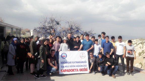 Doğanşar İlçemizde Öğrencilere yönelik  Kapadokya Gezisi Düzenlendi.