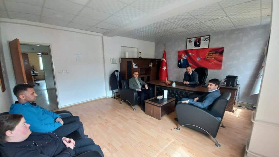 Türkiye Yüzyılı Maarif Modeli ile ilgili İlçe Milli Eğitim Müdürümüz Halil İbrahim TAKCI başkanlığında  tüm okul/kurum müdürleriyle toplantı gerçekleştirildi.